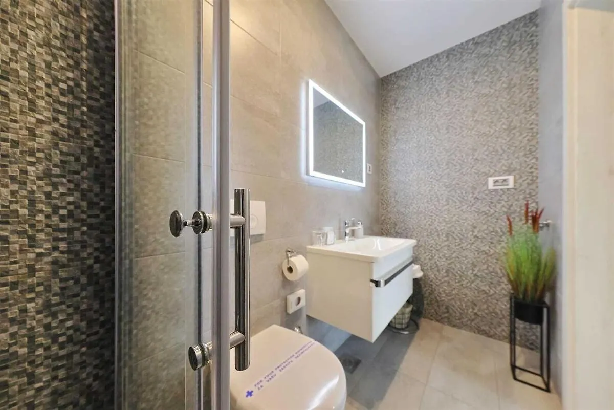 Luxury Apartment No 2 - Zadar Mit Terrasse